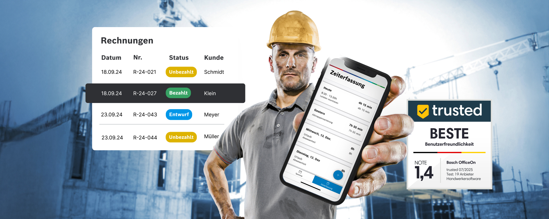 Ein Bauarbeiter mit Helm hält ein Smartphone. Im Hintergrund Baustellenkräne. Rechnungen und Bewertungen sichtbar.