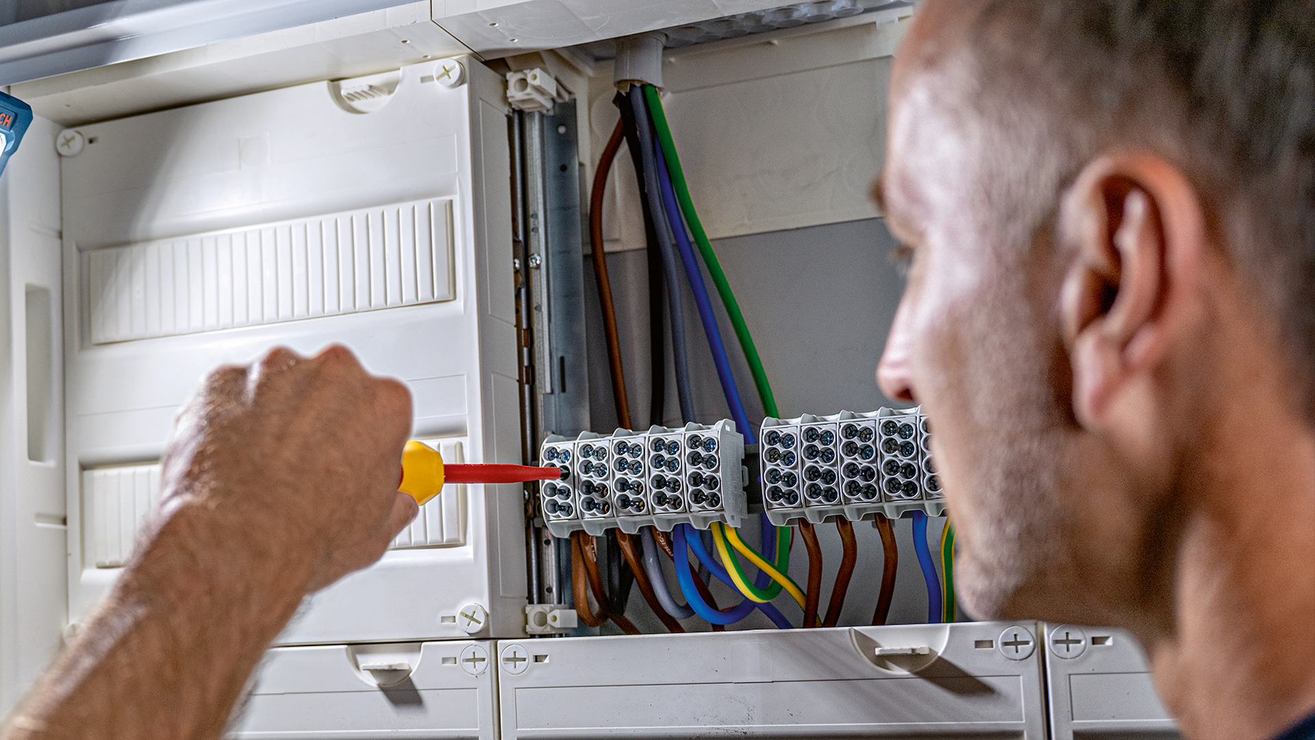 Software and App for Electricians 